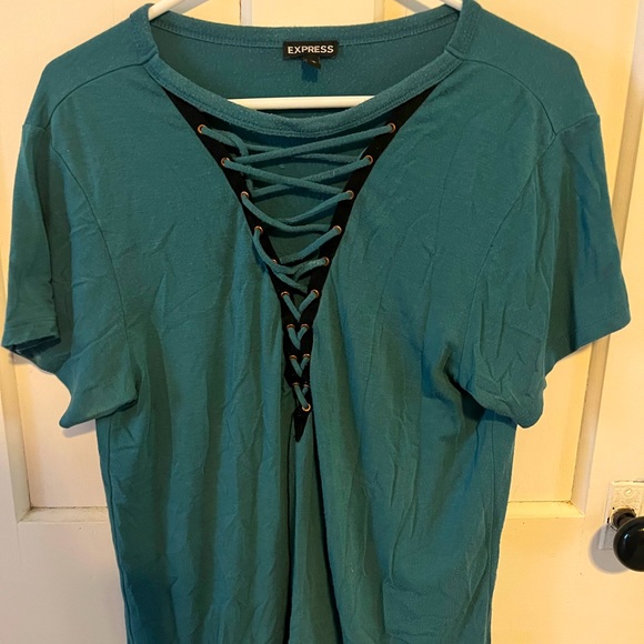 Express Turquoise t-shirt criss cross low cut - Picture 1 of 3